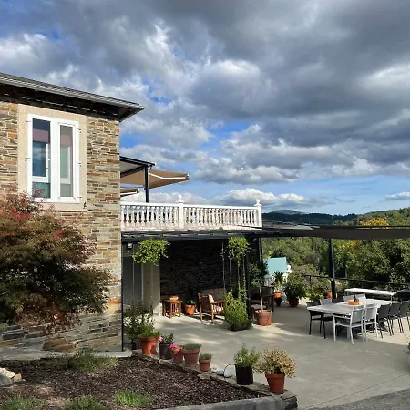 Casa Acougo, فندق مبيت وإفطار ساريا